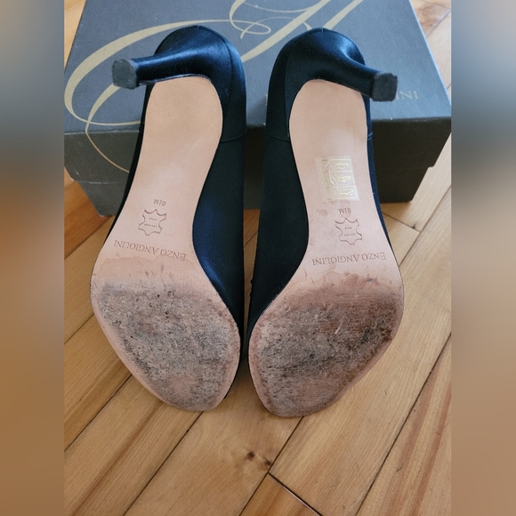 Enzo Angiolini Heals - Picture 3 of 5